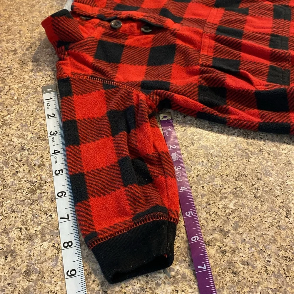 Carter’s Buffalo Plaid Fleece Pullover Top 12 Months